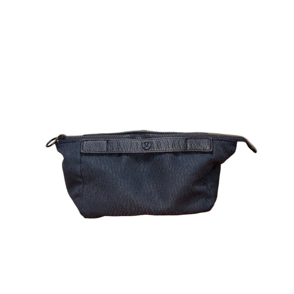 Lululemon Travel Easy Kit Makeup Toiletry Pouch in Black Highlander